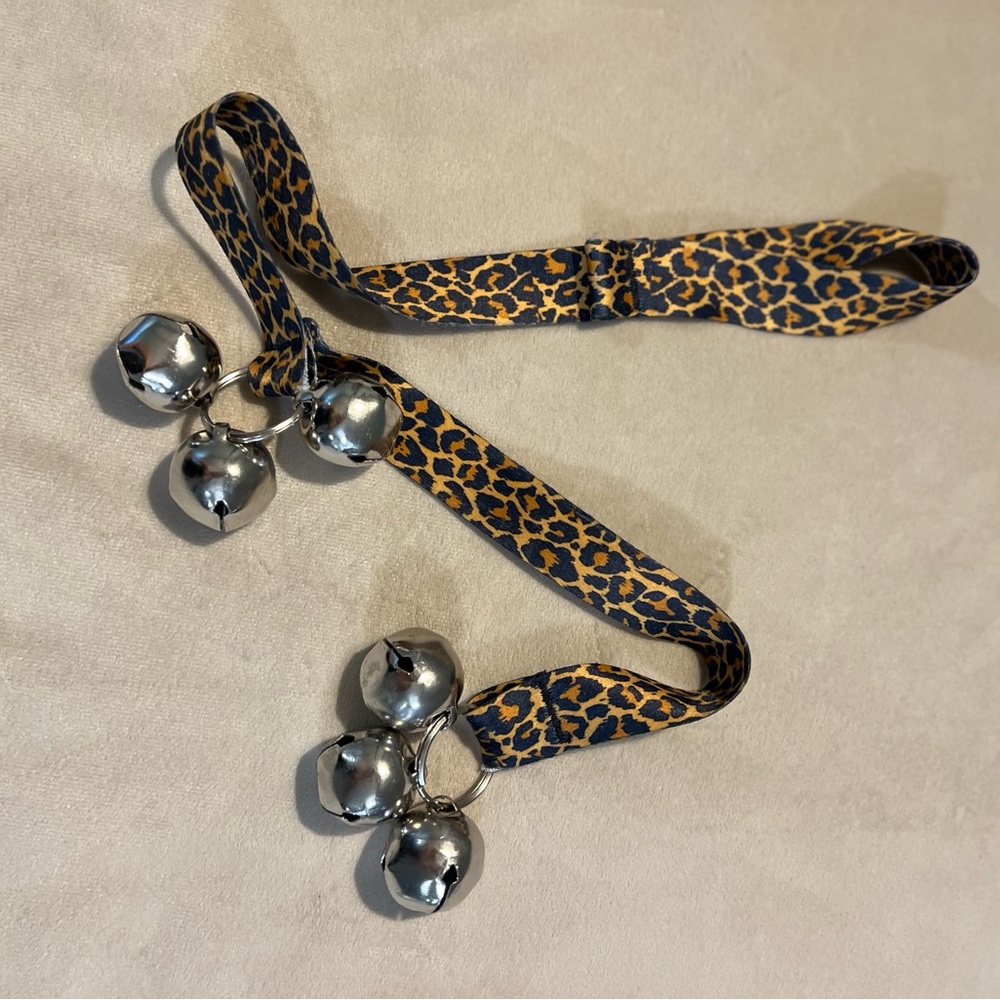 Yellow‎ Dog Design Potty Training Bells